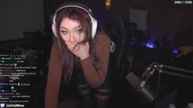 DAILY-TWITCH-FAILS-AND-HIGHLIGHTS-703-w-CHAT_54ae685f-attachment